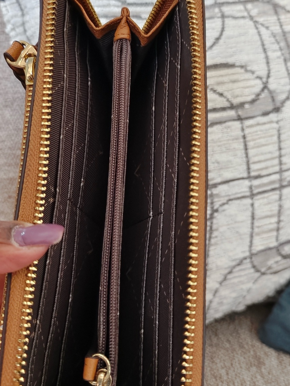 Vince Camuto Cognac Leather Zip-Around Wallet - Picture 3 of 3